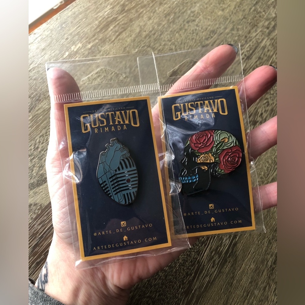 Limited Edition Enamel Artist Pins bundle of 2 - Picture 13 of 17